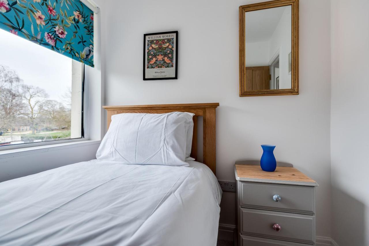 Award Winning 3 Bedroom House With Private Parking Florence Park Оксфорд Екстериор снимка